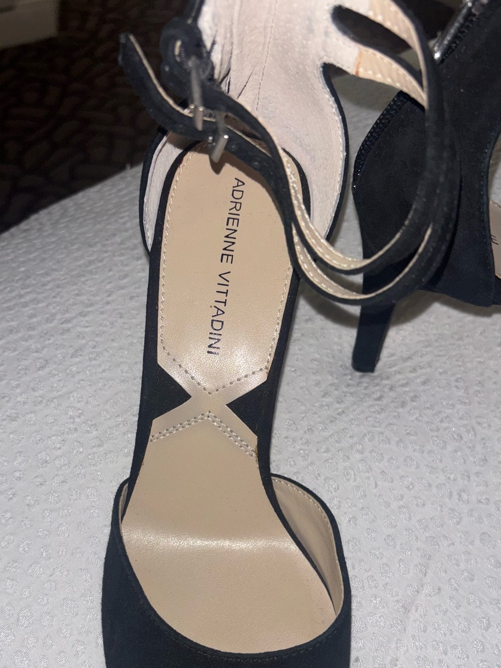 Adrienne Vitadini Black suede Women's Heels - Elegant Evening Pump 8.5M - Picture 2 of 5